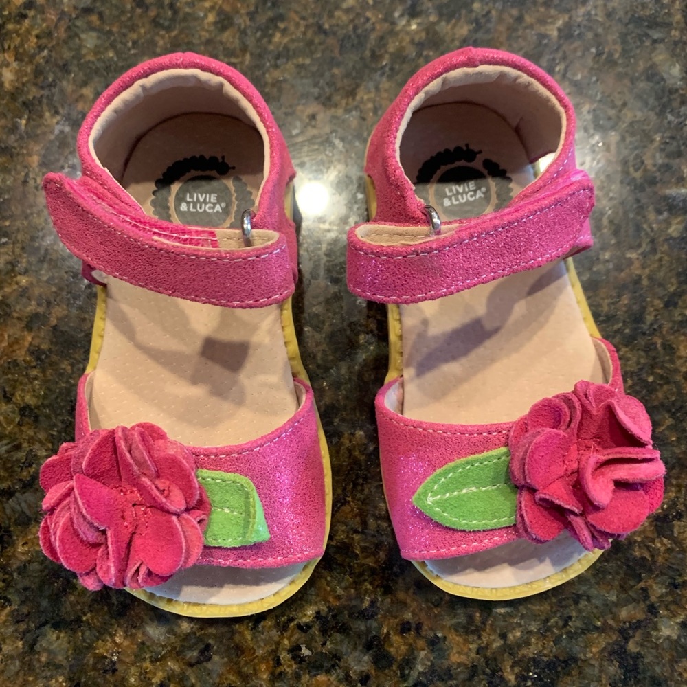Livie Luca toddler girls sandals. Size 6.